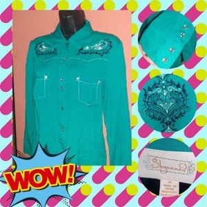 Cute turquoise blouse